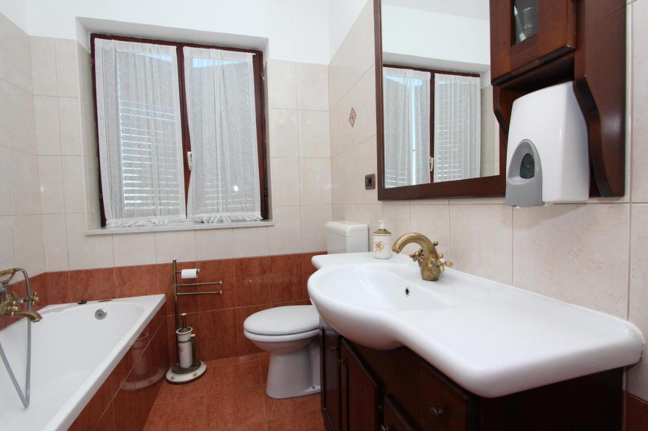 Apartment Clementina Višnjan Extérieur photo